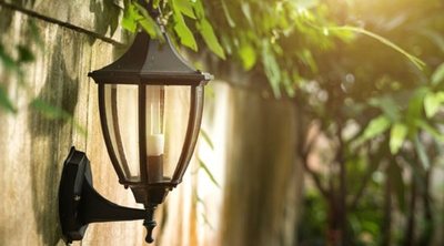 Mejoradas 40 LED 4 paquetes Luces de seguridad solar Sensor de movimiento Luces solares Luces al aire libre a prueba de agua para jard/ín Cerca Patio Garaje Luz Solar de Exterior