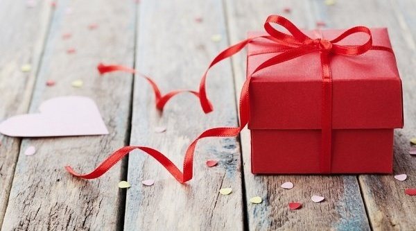 10 productos tecnológicos ideales para regalar en San Valentín