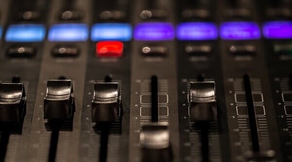 Las mejores mesas de mezcla de Yamaha para podcast, streaming y eventos