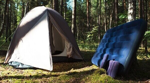 Los mejores colchones hinchables para camping del mercado