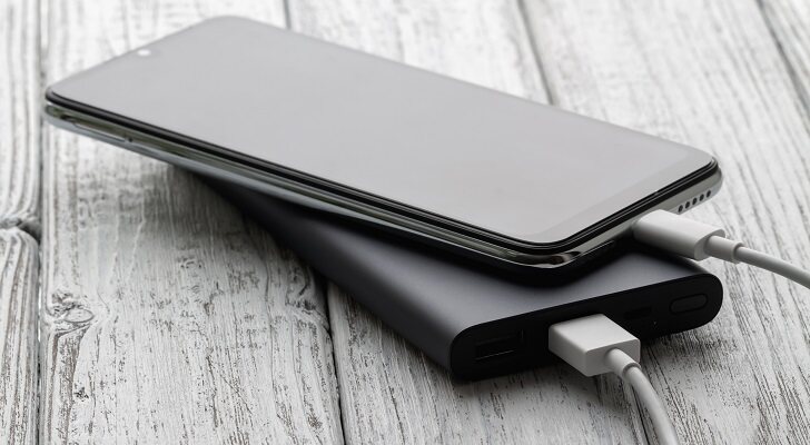 Las mejores baterías portátiles con una capacidad de al menos 25000mAh