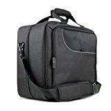 USA Gear Funda Bolsa de Transporte de Consolas Compatible con Todos los Modelos de PS4 - Correa de Hombro Acolchada y Almacenamiento de Accesorios para Controladores, Cables y Auriculares - Negro