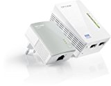 TP-Link TL-WPA4220 KIT - 2 Adaptadores de Comunicación por Línea Eléctrica (WiFi AV 600 Mbps, Extensor, Repetidores de Red, Amplificador y Cobertura Internet, 3 Puertos, Cable Ethernet), Color Blanco