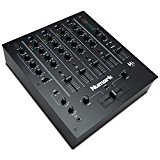 Numark M6 USB - Mezclador DJ de 4 canales, interfaz de audio integrada, EQ de 3 bandas, entrada micro y crossfader reemplazable con control de curva