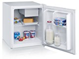 SEVERIN Mini frigorífico de 43 litros, nevera pequeña extrasilenciosa con bisagra reversible, mini nevera de bajo consumo con balda y cajón para conservar en frío, blanco, KS 9827