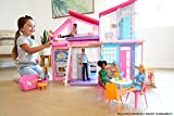 Barbie Casa Malibu, casa de muñecas de dos pisos plegable con muebles y accesorios (Mattel FXG57)